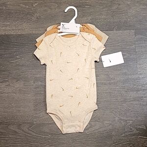 NWT 3pack Nike onesies size 18 mos